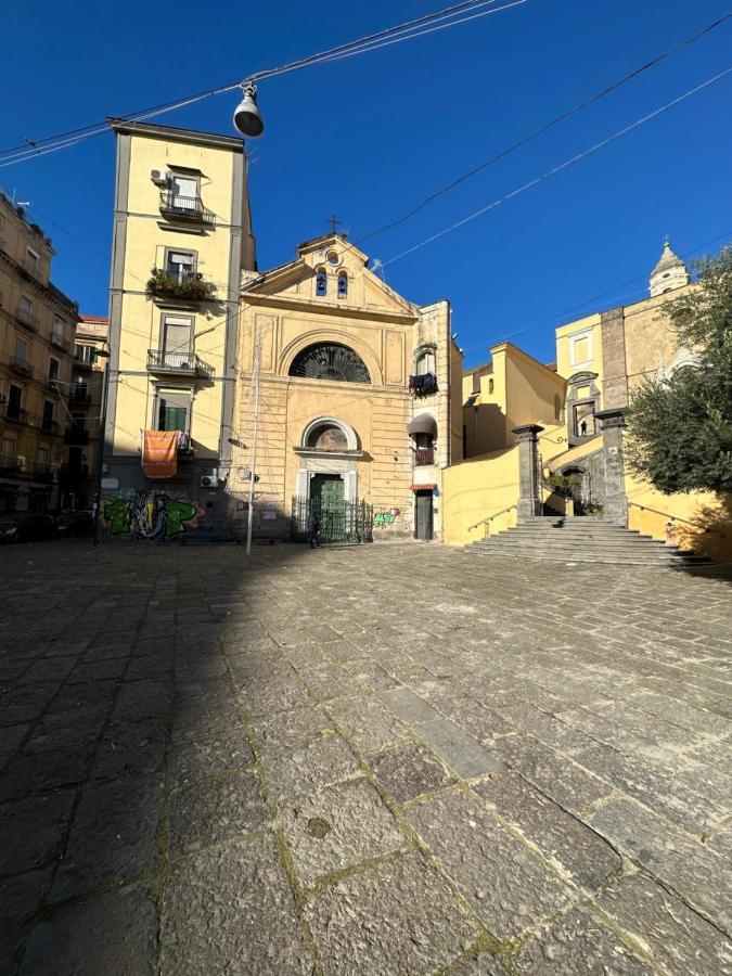 Casa Nanninella Napoli Centro Apartment Luaran gambar