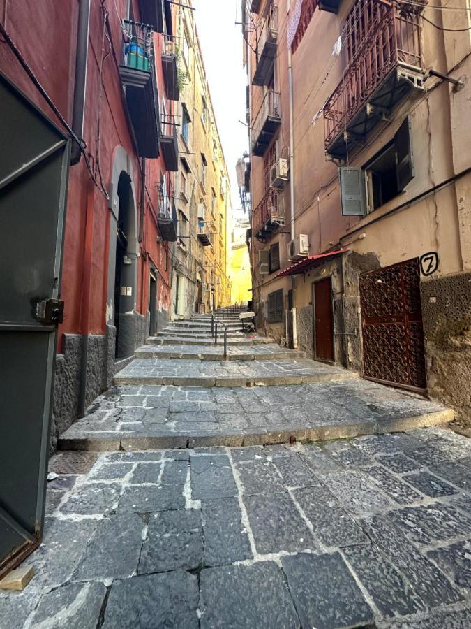 Casa Nanninella Napoli Centro Apartment Luaran gambar